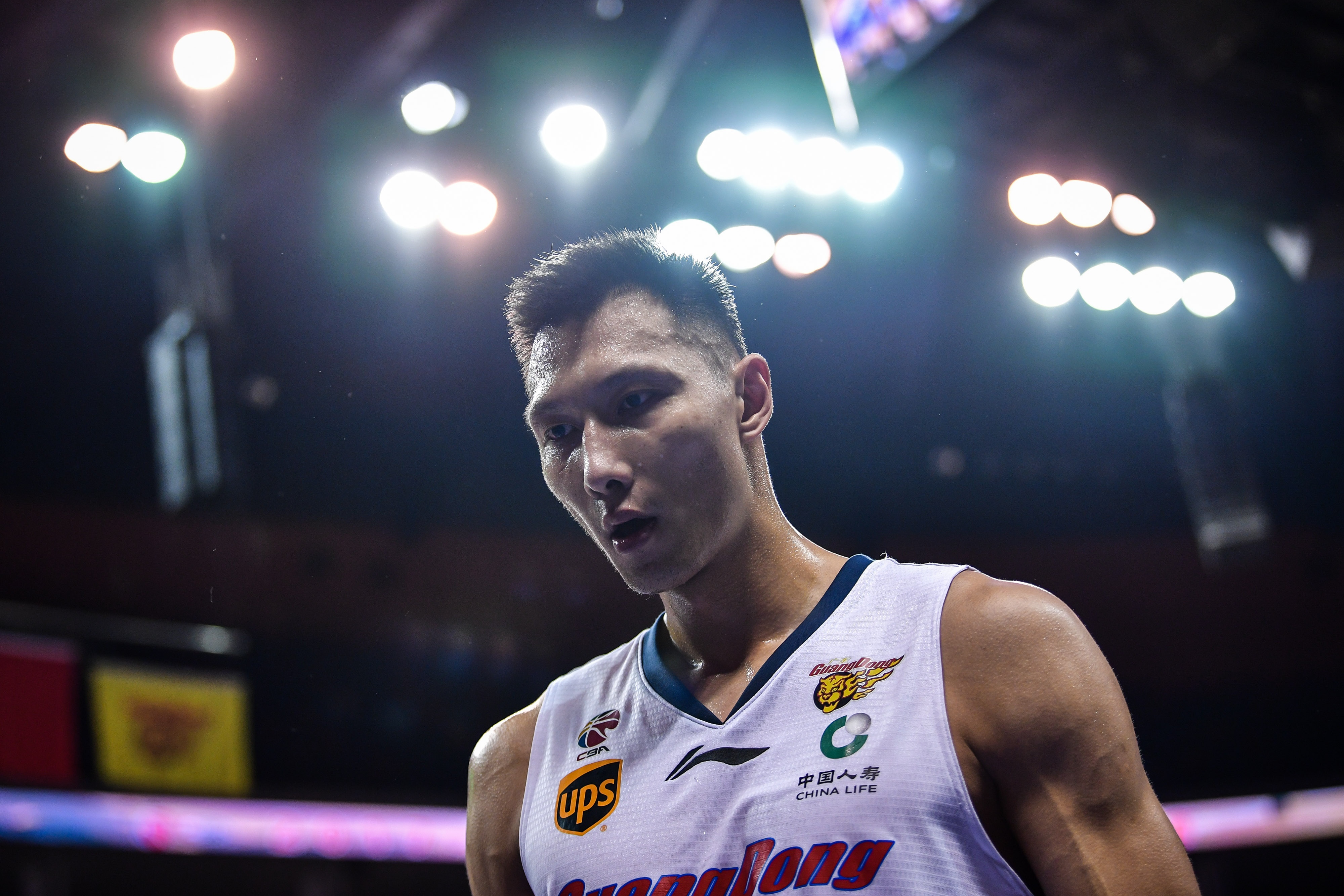 开云登录入口地址-4年前的今天：易建联生涯总得分突破12000分 本土球员仅此一人