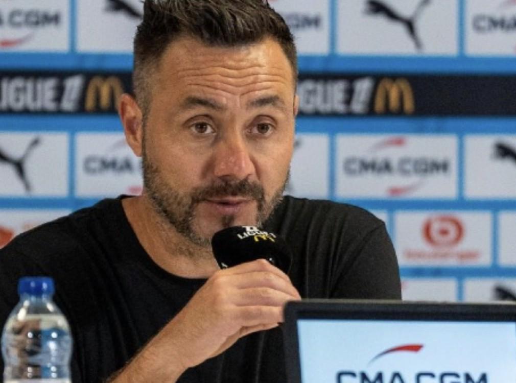 开云电子-德泽尔比：我一进更衣室就哭了，马赛理应赢得这场比赛