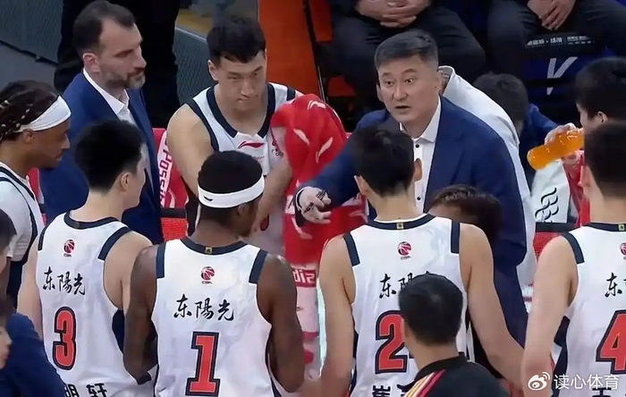 开云电子-杜锋成最佳教练候选,2队邀杨鸣执教,福建挽留2功臣,北京放烟幕弹|季后赛|北京首钢|广东宏远|常规赛|新疆广汇_新浪体育_新浪新闻